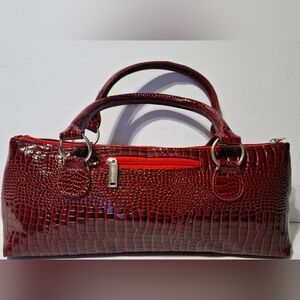 Croc-Embossed Red Top-Handle Wine Bottle Insulated Hand Bag.